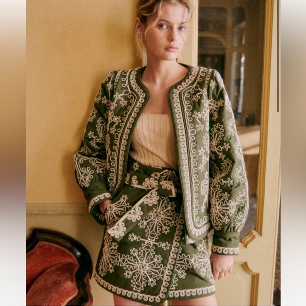 🍃Sezane LEANDRA Wrap SKIRT in KHAKI/ ECRU